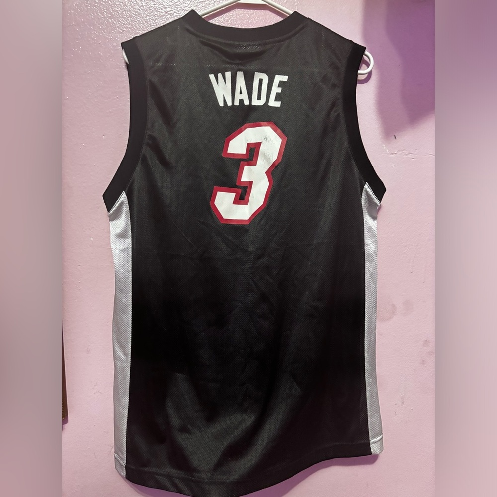 NBA - Picture 2 of 2